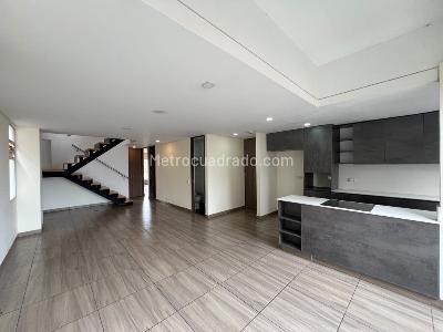 Apartamento en arriendo en Zuñiga, Envigado · foto 2 de 20