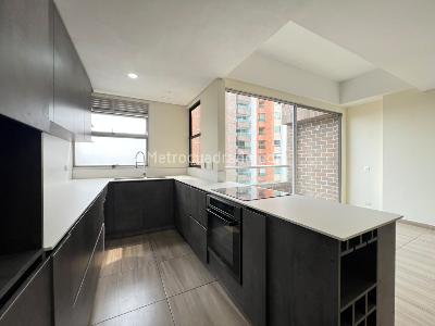 Apartamento en arriendo en Zuñiga, Envigado · foto 5 de 20