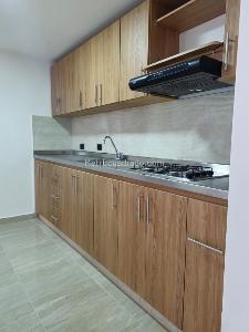 Casa de 4 alcobas en arriendo en La Milagrosa, Medellín, 180 m² · foto 2 de 20
