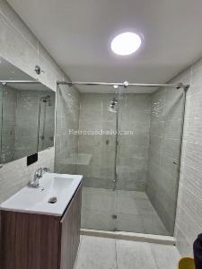 Casa de 4 alcobas en arriendo en La Milagrosa, Medellín, 180 m² · foto 4 de 20
