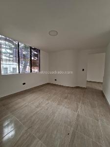 Casa de 4 alcobas en arriendo en La Milagrosa, Medellín, 180 m² · foto 12 de 20