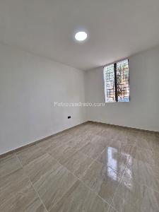 Casa de 4 alcobas en arriendo en La Milagrosa, Medellín, 180 m² · foto 15 de 20