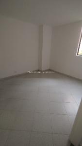 Apartamento de 4 alcobas en arriendo en Loma De Los Bernal, Medellín, 70 m² · foto 10 de 19