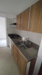 Apartamento de 4 alcobas en arriendo en Loma De Los Bernal, Medellín, 70 m² · foto 14 de 19