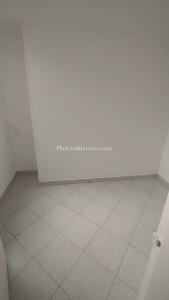 Apartamento de 4 alcobas en arriendo en Loma De Los Bernal, Medellín, 70 m² · foto 16 de 19
