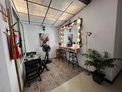Casa en venta en Estadio, Medellín · foto 2 de 14