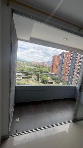 Apartamento en arriendo en San German, Medellín · foto 2 de 20