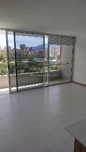 Apartamento de 3 alcobas en arriendo en San German, Medellín, 82 m² · foto 4 de 20