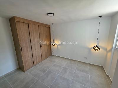 Apartamento de 2 alcobas en venta en La Primavera, Bello, 55 m² · foto 4 de 8