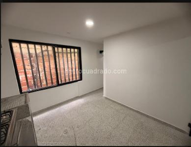 Apartamento de 2 alcobas en arriendo en Manrique Central 1, Medellín, 45 m² · foto 5 de 13