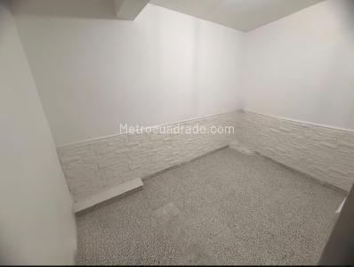 Apartamento de 2 alcobas en arriendo en Manrique Central 1, Medellín, 45 m² · foto 11 de 13