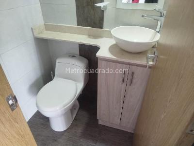 Apartamento de 3 alcobas en venta en San German, Medellín, 72 m² · foto 6 de 14