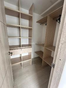Apartaestudio en venta en Loma De Los Bernal, Medellín, 52 m² · foto 11 de 15