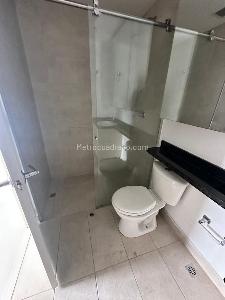 Apartaestudio en venta en Loma De Los Bernal, Medellín, 52 m² · foto 13 de 15