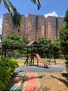 Apartamento de 3 alcobas en arriendo en Calasanz, Medellín, 74 m² · foto 3 de 20