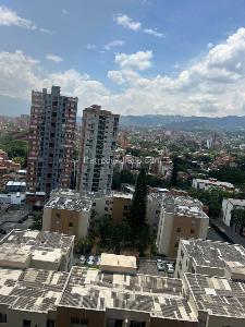 Apartamento de 3 alcobas en arriendo en Calasanz, Medellín, 74 m² · foto 5 de 20