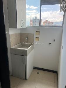 Apartamento de 3 alcobas en arriendo en Calasanz, Medellín, 74 m² · foto 18 de 20