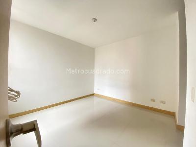 Apartamento de 3 alcobas en arriendo en San Jose, Sabaneta, 77 m² · foto 13 de 17