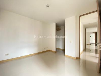 Apartamento de 3 alcobas en arriendo en San Jose, Sabaneta, 77 m² · foto 14 de 17