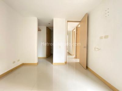 Apartamento de 3 alcobas en arriendo en San Jose, Sabaneta, 77 m² · foto 17 de 17