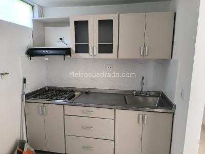 Apartamento de 3 alcobas en venta en Vereda Maria Auxiliadora, Sabaneta, 55 m² · foto 4 de 10