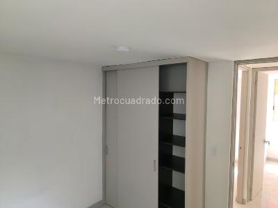 Apartamento de 3 alcobas en venta en Vereda Maria Auxiliadora, Sabaneta, 55 m² · foto 7 de 10