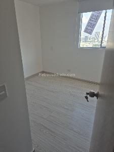 Apartamento de 3 alcobas en arriendo en El Poblado, Medellín, 76 m² · foto 9 de 13