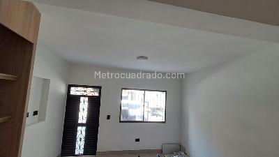Apartamento de 2 alcobas en arriendo en Primavera, Envigado, 55 m² · foto 3 de 9