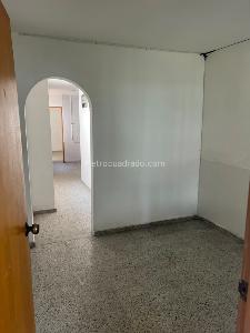 Apartaestudio en arriendo en San Javier, Medellín, 60 m² · foto 5 de 8