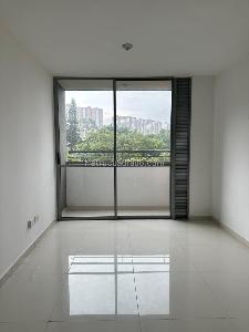 Apartamento de 3 alcobas en venta en Amazonia, Bello, 56 m² · foto 2 de 18