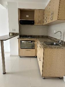 Apartamento de 3 alcobas en venta en Amazonia, Bello, 56 m² · foto 5 de 18