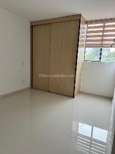 Apartamento de 3 alcobas en venta en Amazonia, Bello, 56 m² · foto 12 de 18