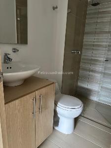 Apartamento de 3 alcobas en venta en Amazonia, Bello, 56 m² · foto 13 de 18