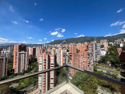 Apartamento de 3 alcobas en arriendo en El Poblado, Medellín, 226 m² · foto 12 de 14