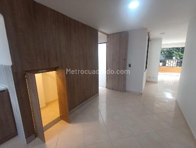 Apartamento en arriendo en La America, Medellín · foto 4 de 17
