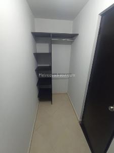 Apartamento en arriendo en La America, Medellín · foto 14 de 17