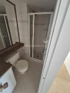 Apartamento de 2 alcobas en arriendo en El Poblado, Medellín, 70 m² · foto 8 de 16