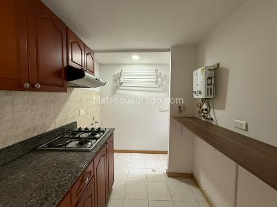 Apartaestudio en arriendo en Loma Del Indio, Medellín, 50 m² · foto 9 de 9