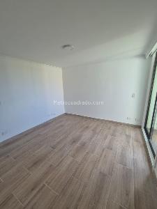 Apartamento de 2 alcobas en arriendo en El Poblado, Medellín, 70 m² · foto 2 de 11
