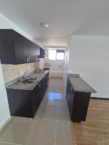Apartamento de 3 alcobas en arriendo en Los Balsos, Medellín, 92 m² · foto 4 de 16