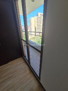 Apartamento de 3 alcobas en arriendo en Los Balsos, Medellín, 92 m² · foto 14 de 16