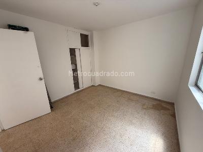 Casa de 3 alcobas en arriendo en Los Pinos, Medellín, 190 m² · foto 14 de 17