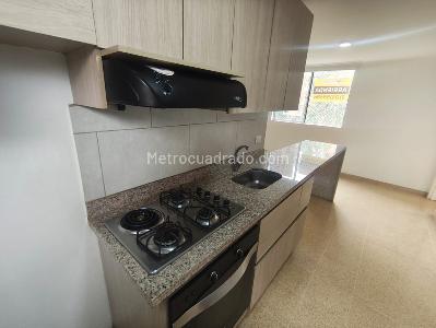 Apartaestudio en arriendo en Conquistadores, Medellín, 56 m² · foto 4 de 13