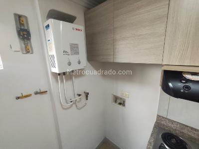 Apartaestudio en arriendo en Conquistadores, Medellín, 56 m² · foto 10 de 13