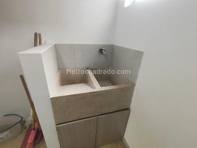 Apartaestudio en arriendo en Conquistadores, Medellín, 56 m² · foto 12 de 13