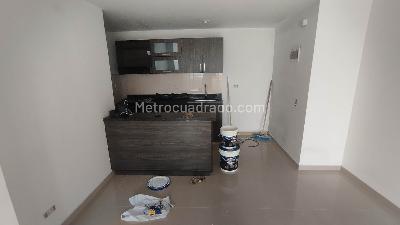 Apartamento de 3 alcobas en arriendo en Los Colores, Medellín, 83 m² · foto 6 de 20