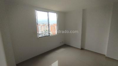 Apartamento de 3 alcobas en arriendo en Los Colores, Medellín, 83 m² · foto 17 de 20