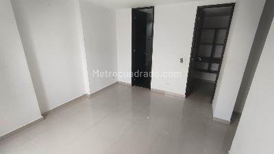 Apartamento de 3 alcobas en arriendo en Los Colores, Medellín, 83 m² · foto 18 de 20