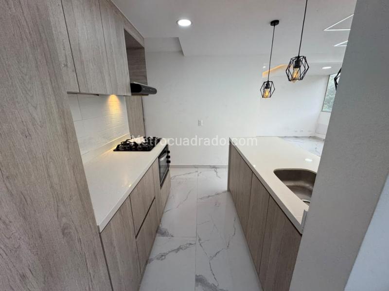 Bright 2-Bedroom Apartment with Great Views in Maria Auxiliadora - 2