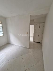 Casa de 4 alcobas en arriendo en Campo Valdes 1, Medellín, 52 m² · foto 13 de 20